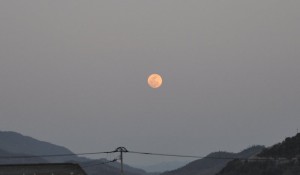120406-moon-001